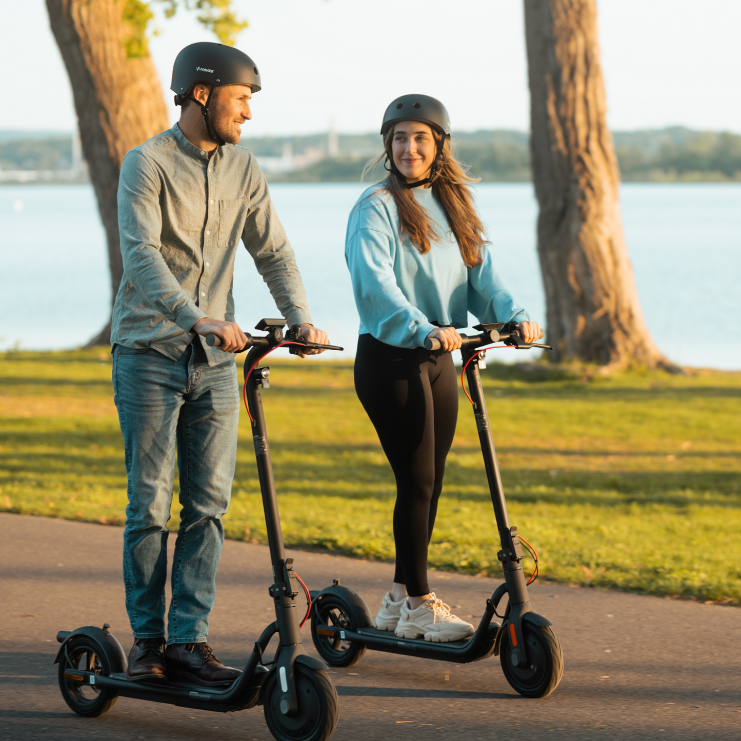 NAVEE V50 Electric Scooter - REVRides